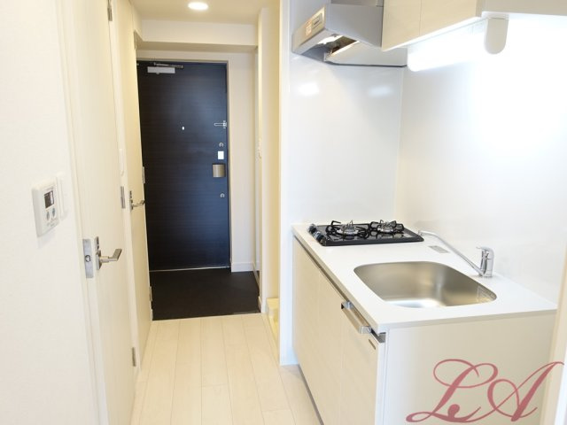 アドバンス名古屋モクシーのキッチン|同間取り画像使用
実際のお部屋と色などが異なる場合がございます。