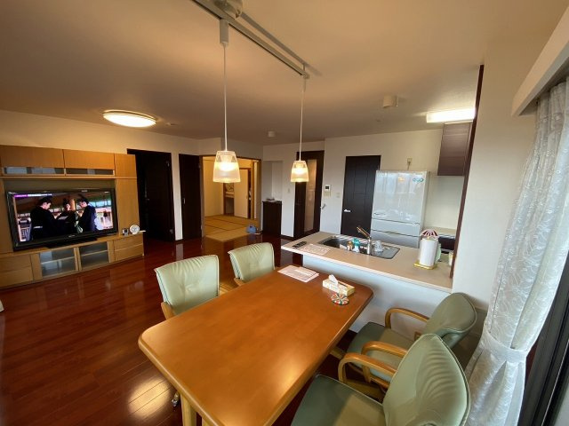 【居間・リビング】の画像