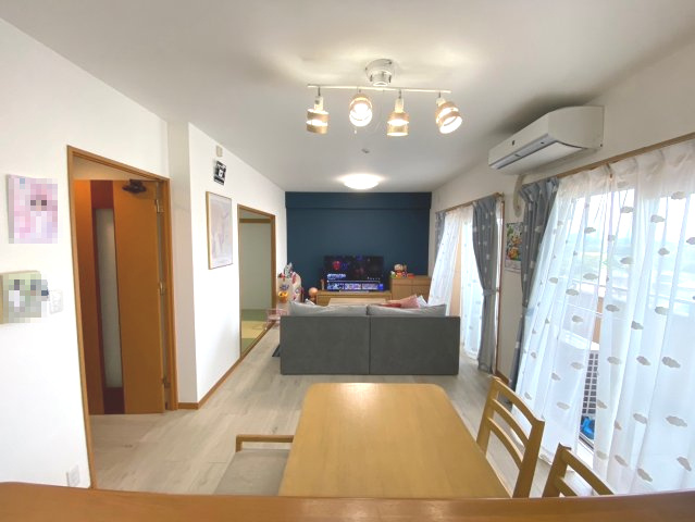 【居間・リビング】の画像