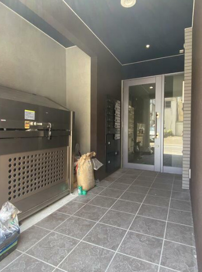 ヴィラ浅草のエントランス