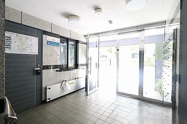 セザール第２中板橋のエントランス
