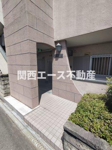 【エントランス】 | サイレンスハイム