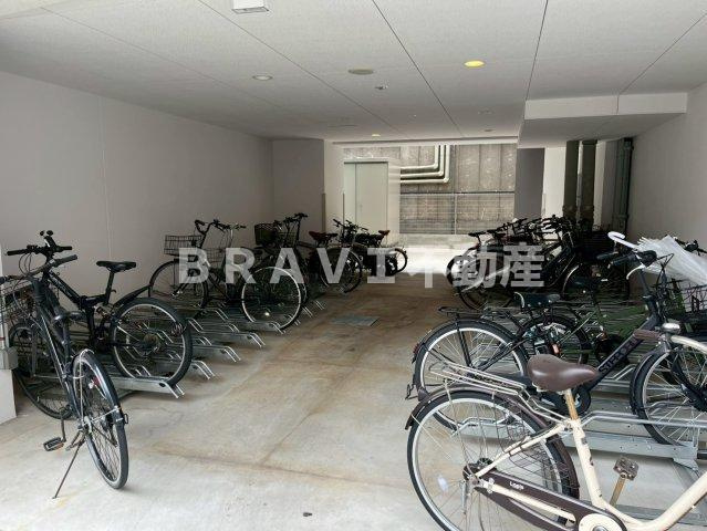 セレニテ本町東リアン　BRAVI不動産のその他共用部分|【セレニテ本町東リアン】駐輪場です