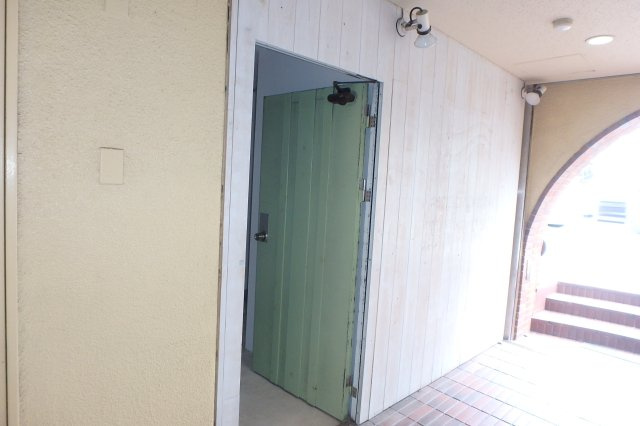 【玄関】 | パッセージ岡本