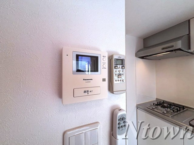 【セキュリティ】 | メゾン生駒町 | モニター付きインターホンです