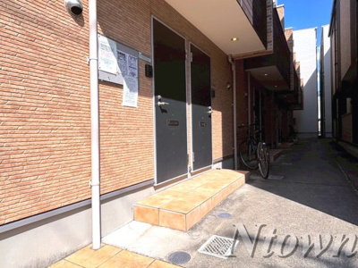 【ロビー】 | メゾン生駒町 | ゆとりのあるロビーです