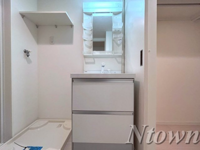 【独立洗面台】 | メゾン生駒町 | 独立洗面台、朝の身支度には欠かせません