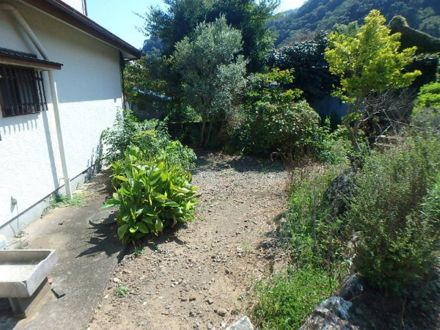 S1675H　立野中古住宅の庭