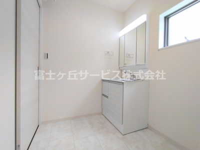 【脱衣所】 | 豊川市平井町 58期 新築一戸建て 1号棟 | 脱衣場です