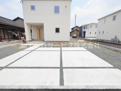 【駐車場】 | 豊川市平井町 58期 新築一戸建て 1号棟 | 2台駐車可能です