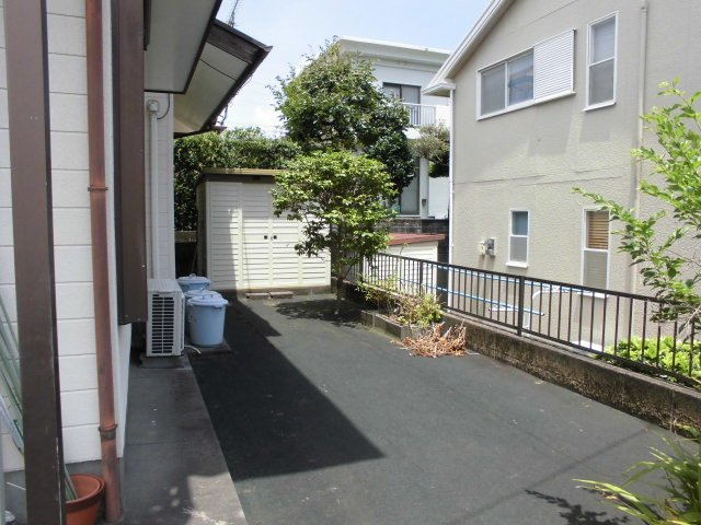 生目台東2丁目の庭