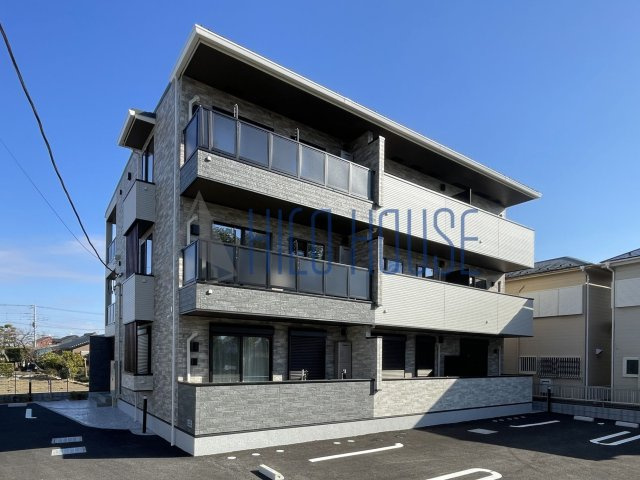 クラールの外観