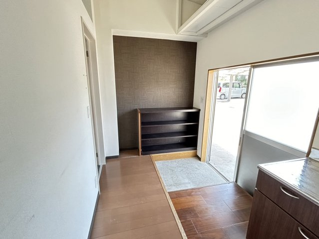 北屋敷事務所（倉庫付き）の内装