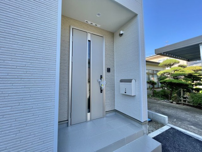【玄関】 | 【新築戸建て】秋田市楢山本町第2