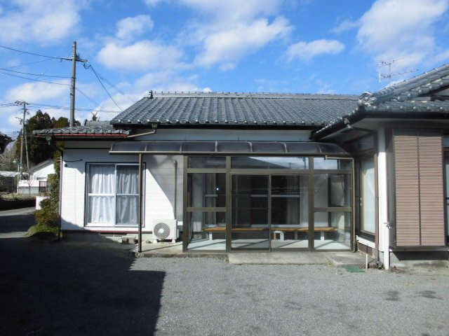 小林市野尻町の外観