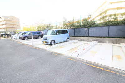 【駐車場】 | プレーヌ緑地公園 | 駐車場★