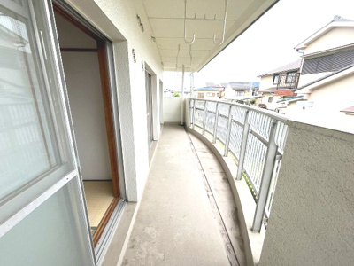 【バルコニー】 | 粕畠住宅2号棟 | バルコニー　ご都合のよろしい日時に現地をご案内させて頂きます！是非、お問い合わせお待ちしております!!