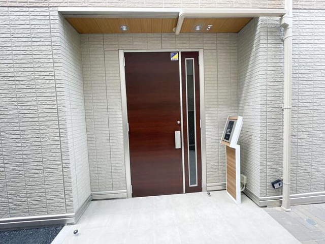 【エントランス】 | DROOM八幡町