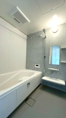 富士市富士岡１４期　全１棟の浴室|現地撮影