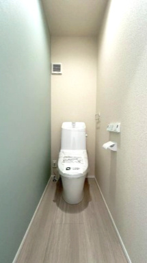 富士市富士岡１４期　全１棟のトイレ|現地撮影