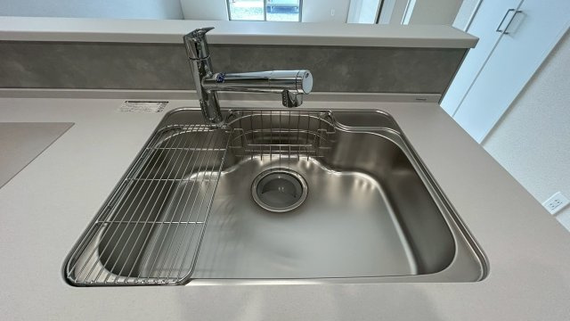 富士市富士岡１４期　全１棟の発電・温水設備|浄水器一体型キッチン水栓