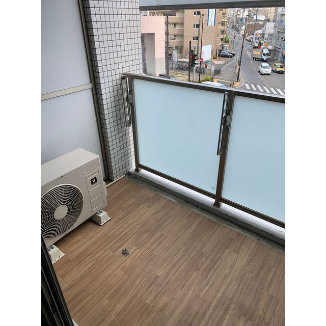 モアプラス井尻インディヴィのバルコニー