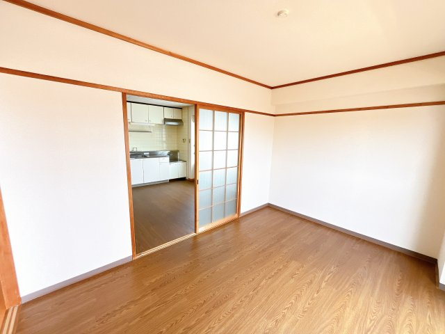 エシール共和の内装