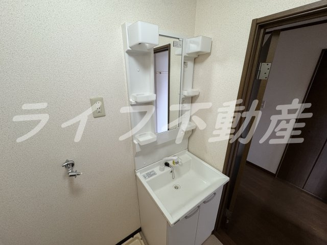 エストステーブルの独立洗面台|独立洗面化粧台付き