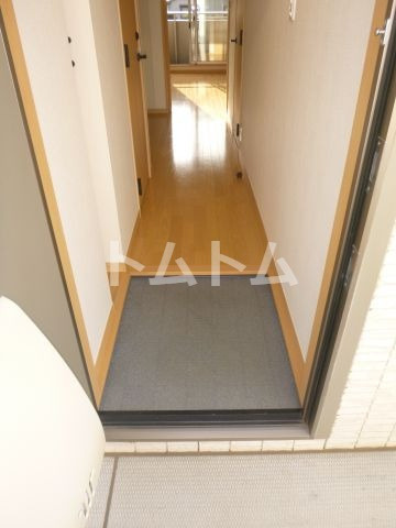 カルム津田沼の玄関|シューズボックスがあり玄関は広く使えますよ
