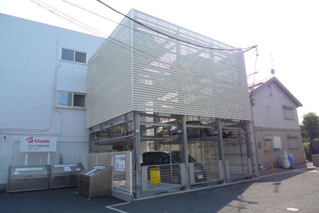 カルム津田沼の駐車場