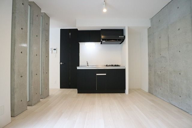 グレージュ大橋の居間・リビング