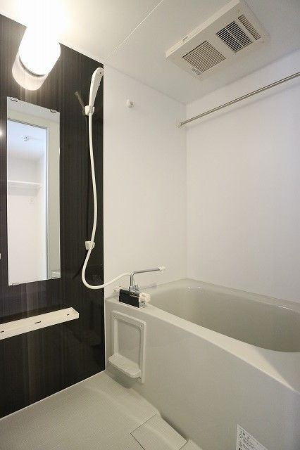 グレージュ大橋の浴室