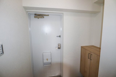 【玄関】 | ライオンズマンション中之島公園北 | 玄関にはシューズボックスが有ります♪