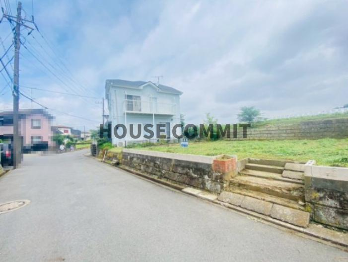 十倉　売土地の前面道路含む現地写真