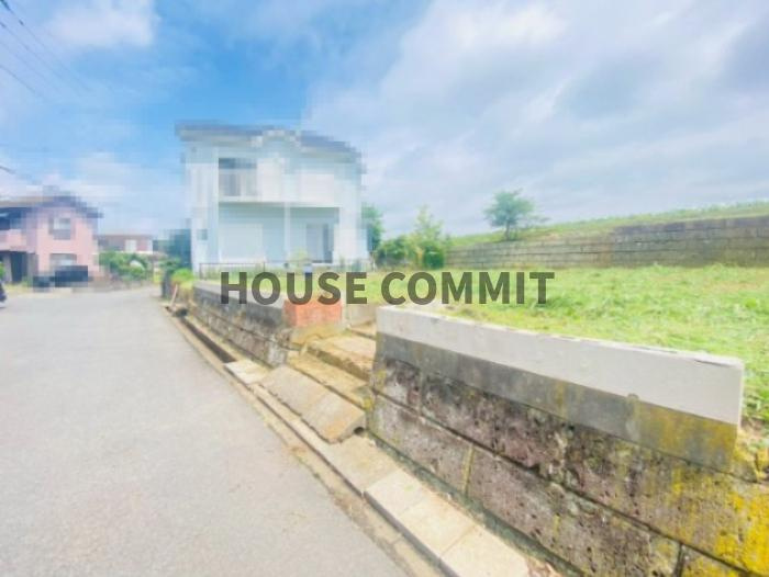 十倉　売土地の前面道路含む現地写真