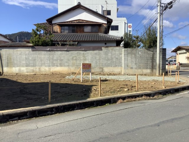 綾部市並松町売土地の外観
