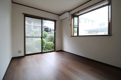 【居間・リビング】 | エミール井の頭