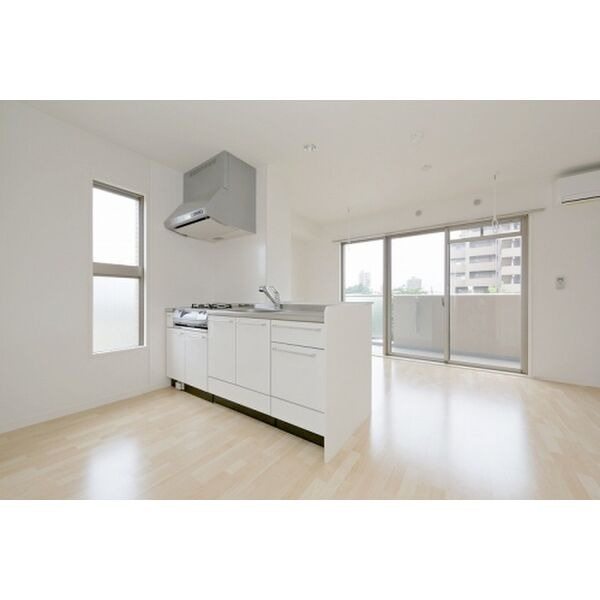 ステラ大橋の居間・リビング