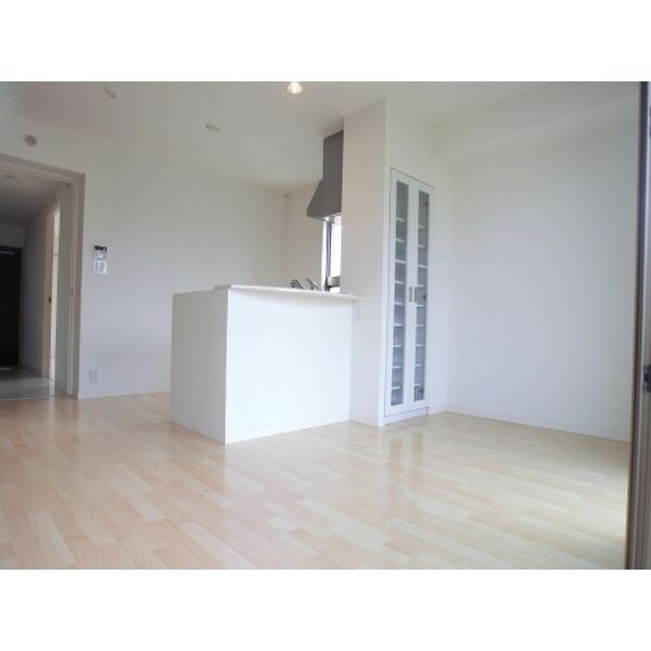 ステラ大橋の居間・リビング