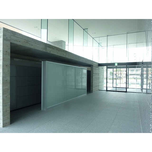 ラクレイス西新レジデンシャルタワーのその他