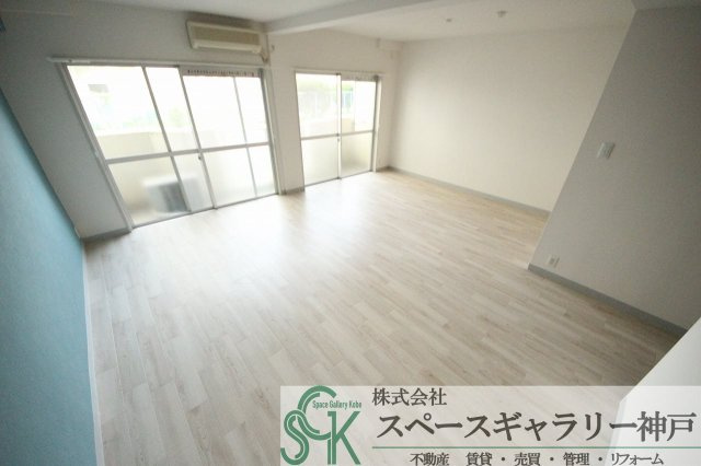 グレイス垂水の居間・リビング|※お部屋により仕様が異なる場合があります※