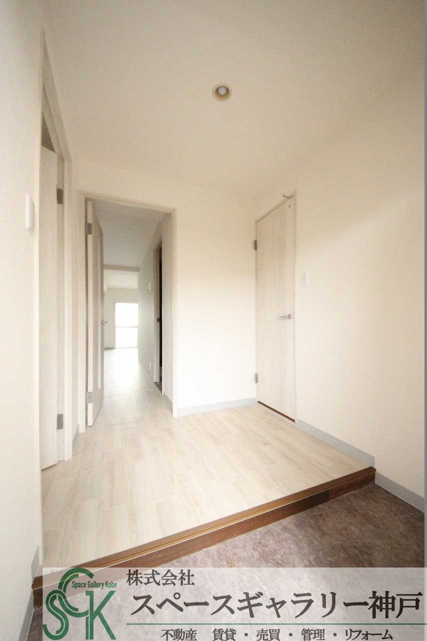 グレイス垂水の玄関|※お部屋により仕様が異なる場合があります※
