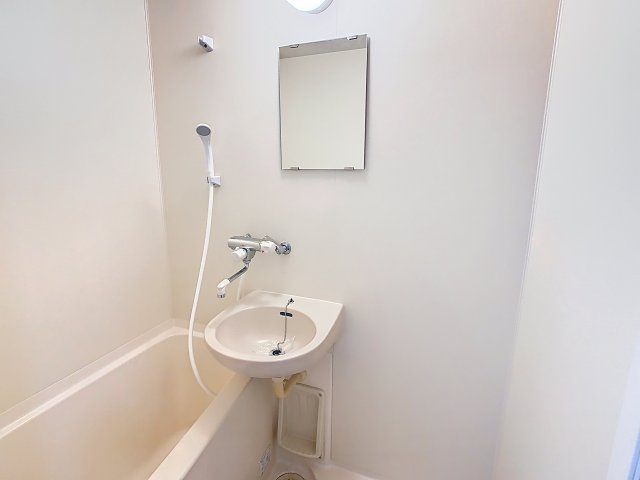 マンション光の浴室