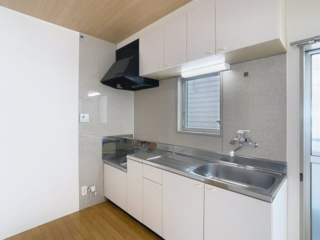 サウスコートいせきのキッチン