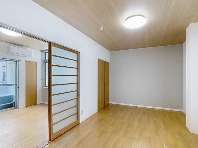 サウスコートいせきの内装