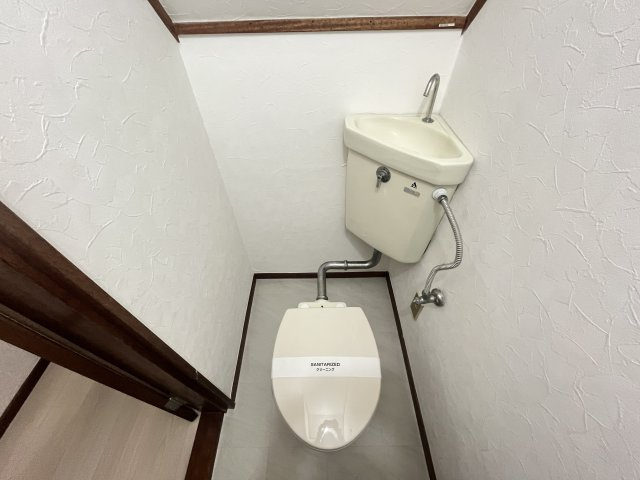 藤沢台6丁目テラスハウスのトイレ