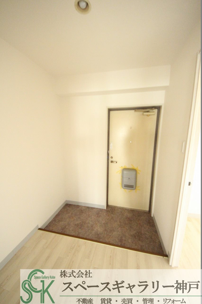 グレイス垂水の玄関|※お部屋により仕様が異なる場合があります※