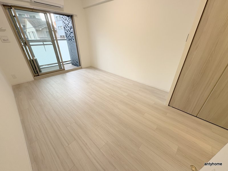 プレサンス芦原橋ヴィブラス　仲介手数料無料の寝室