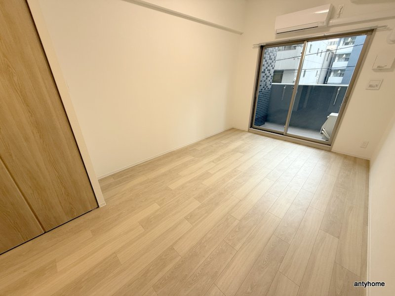 プレサンス芦原橋ヴィブラス　仲介手数料無料の寝室