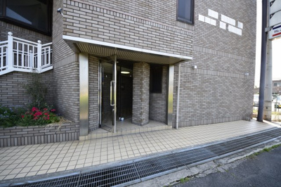 【エントランス】 | タケモトビル